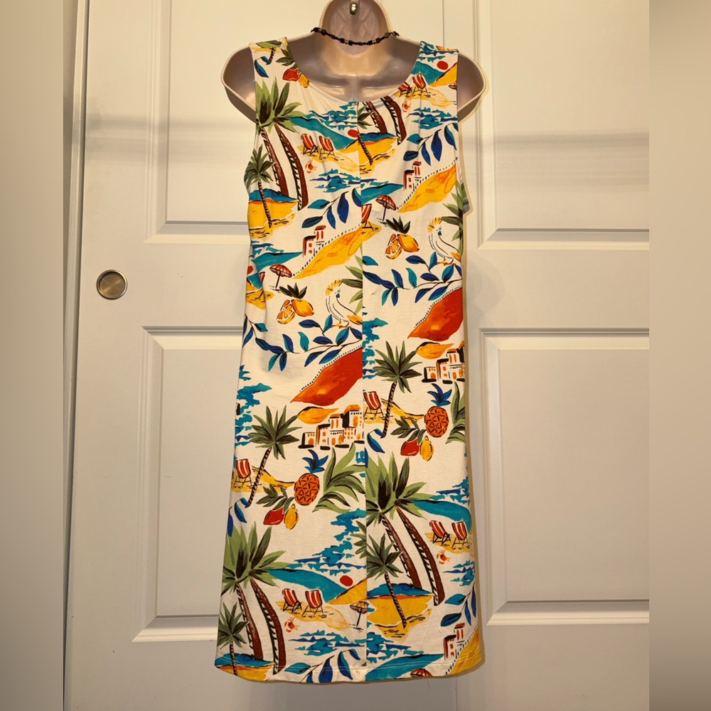 Tropical Print Swing Dress Size L. NEW WITH TAGS! - Picture 3 of 5